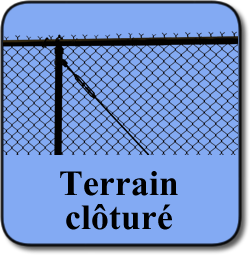 Terrain clôturé